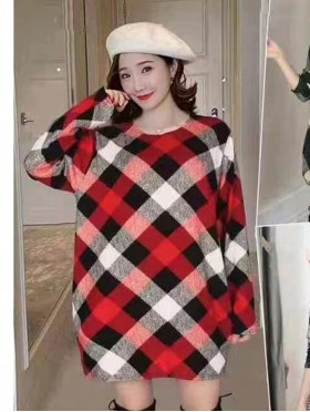 Abstract Printed Soft Knitted Light Sweater